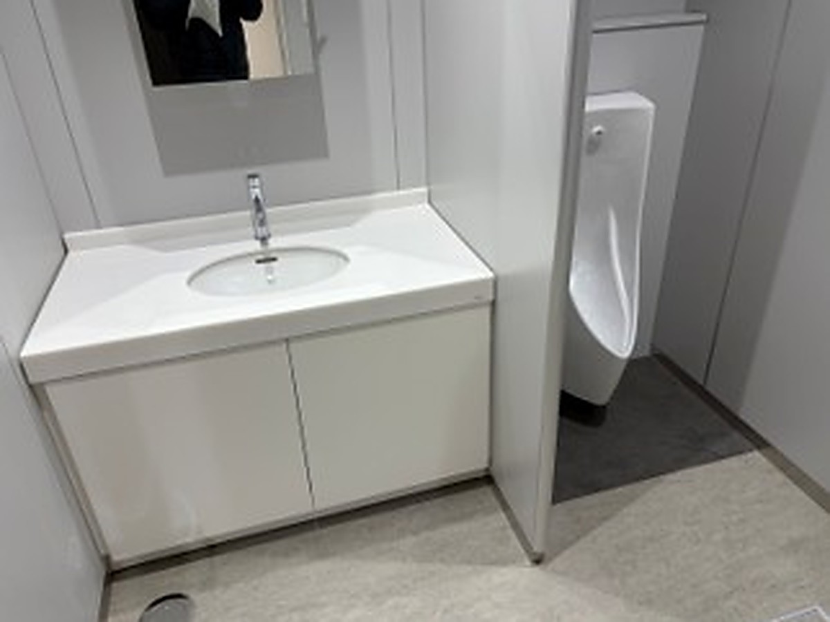 商業施設 トイレ新設工事