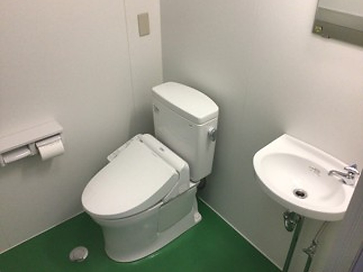 縦断部舗装工及び転圧工